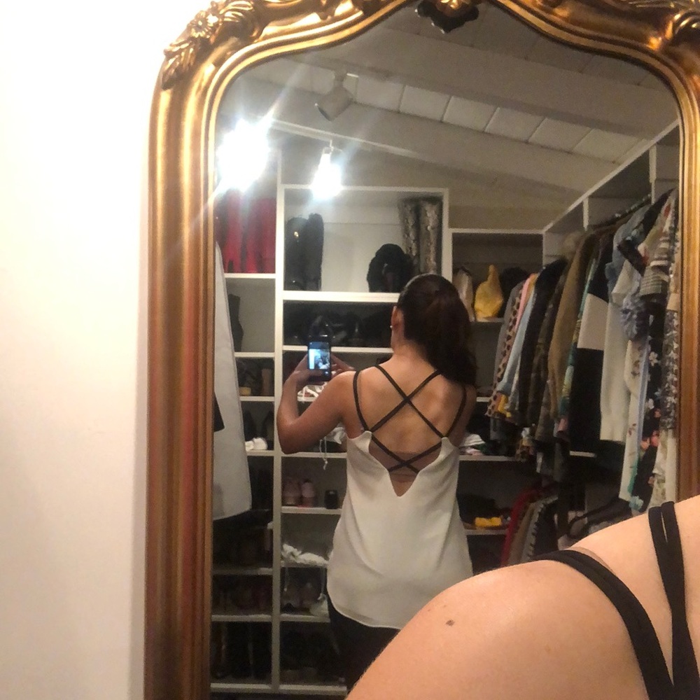 Basic Blouse! - Picture 2 of 3